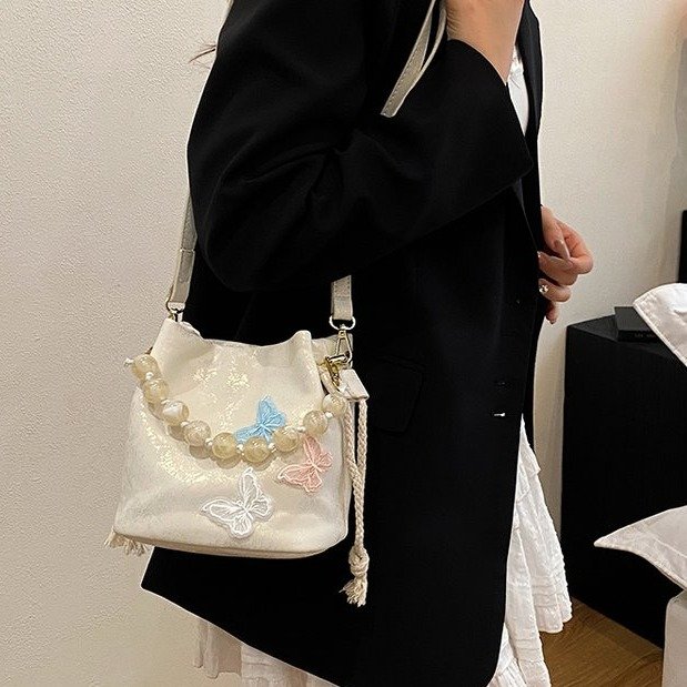 Velvet Bucket Bag with Bow Magnetic Closure 2025 Summer - Image 2