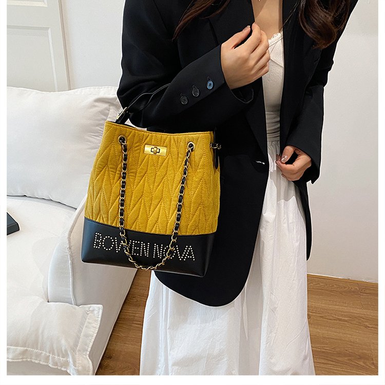 PU Bucket Bag with Magnetic Closure and Spliced Design - 2025 Autumn Handbag Shoulder Crossbody Bag - Image 3