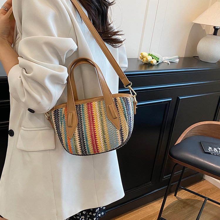 PU Woven Small Square Bag with Zipper Closure - One Size - Image 4