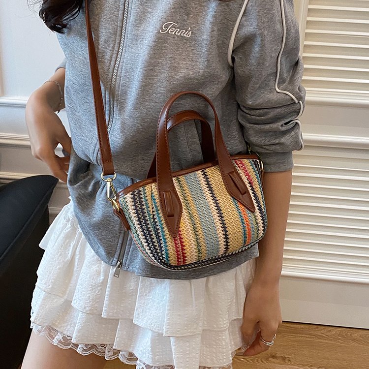 PU Woven Small Square Bag with Zipper Closure - One Size - Image 3