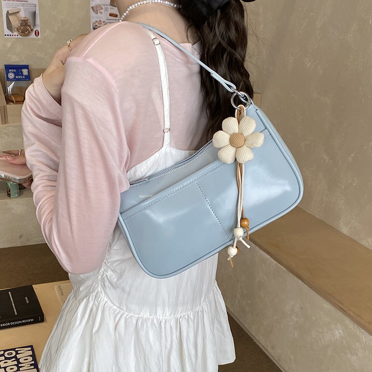 Floral PU Crossbody Underarm Bag with Zipper Closure Summer 2026 - Image 2