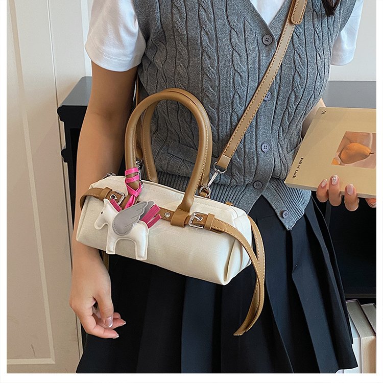 PU Moto Bag Single Shoulder Underarm Crossbody with Zipper - Image 3
