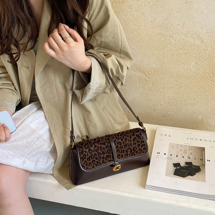 Leopard Print PU Suede Envelope Shoulder Underarm Crossbody Bag